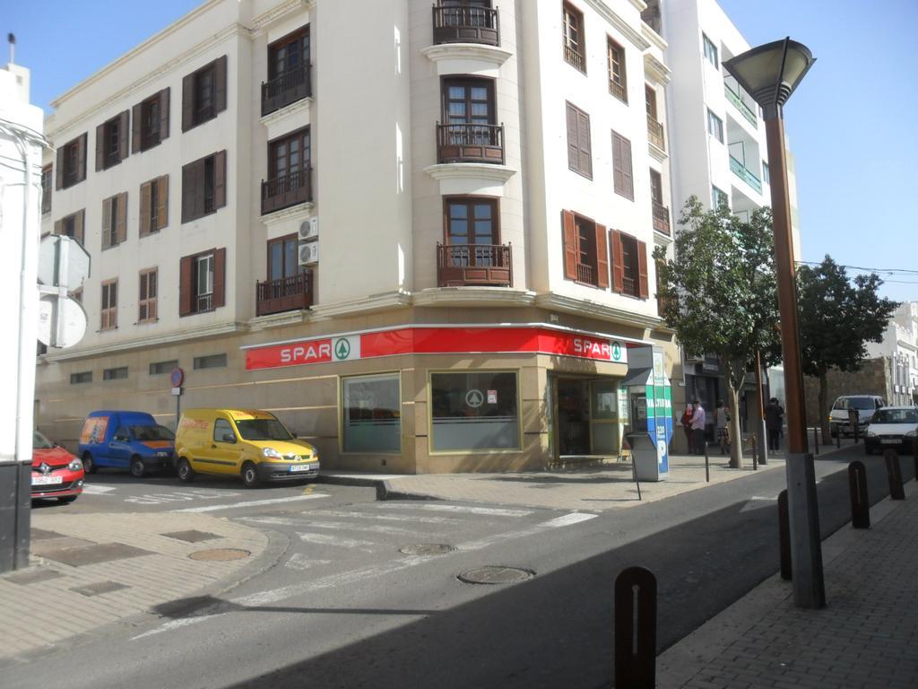Aguilon Apartament *